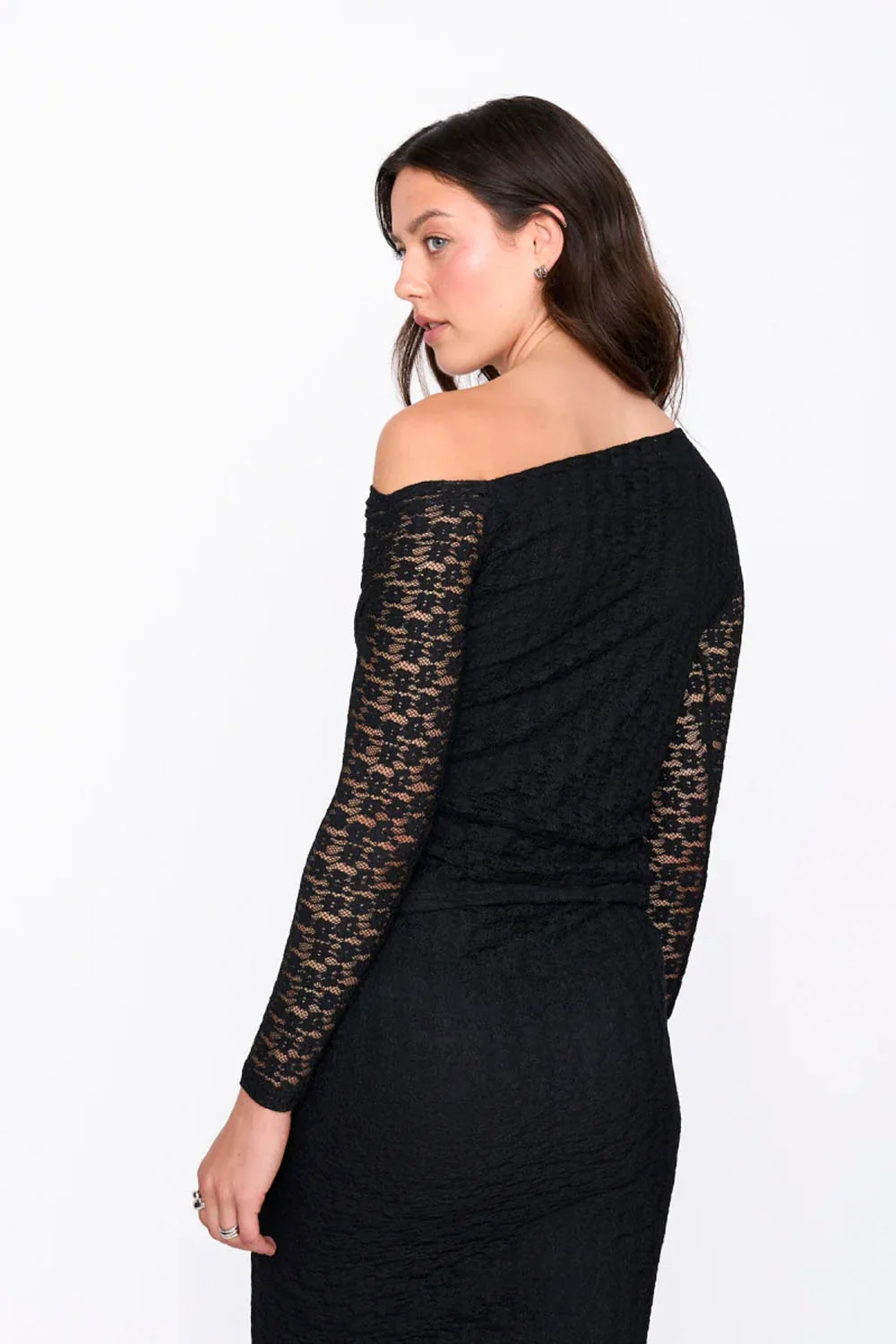 24COLOURS - ASYMMETRIC LACE TOP - BLACK - Image 2