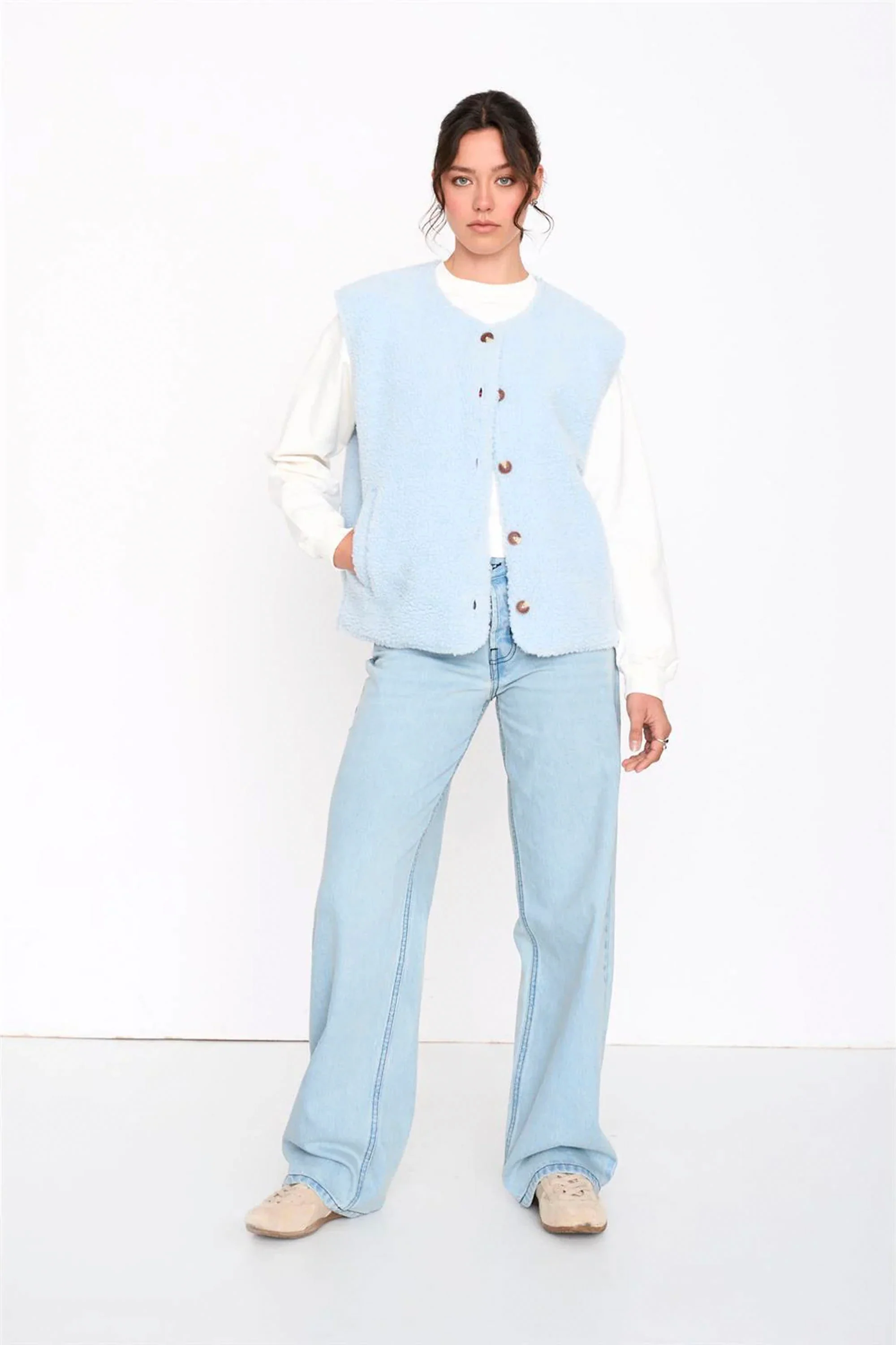 24COLOURS - BLUE VEST - Image 3