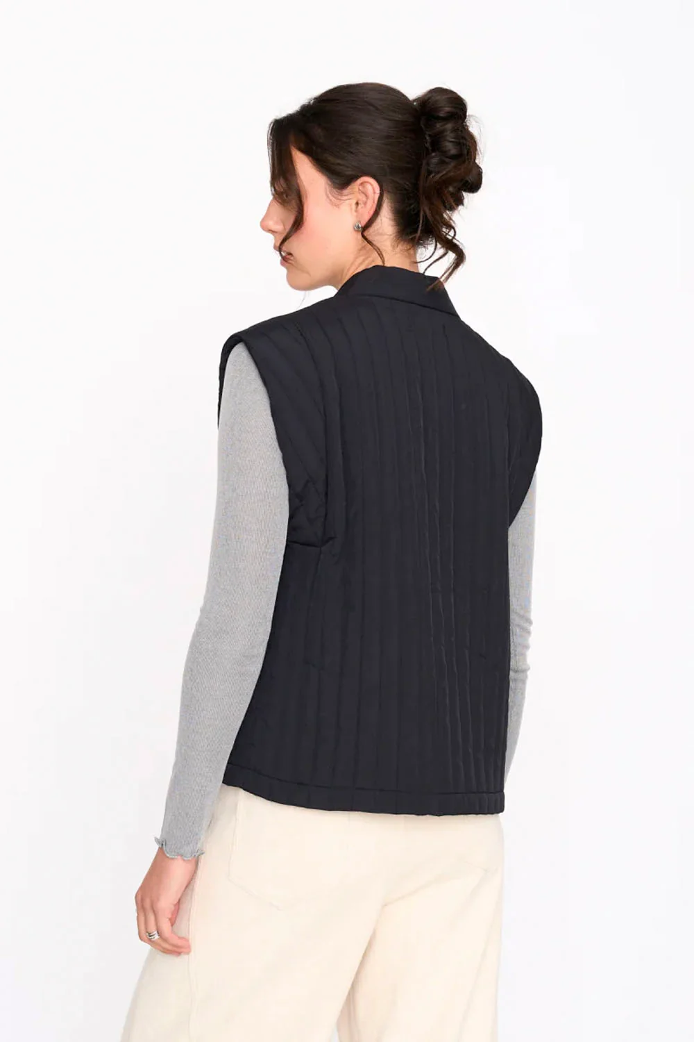 24COLOURS - QUILTED VEST - BLACK - Image 2