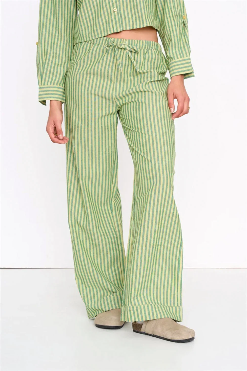 24COLOURS - STRIPED GREEN PANTS