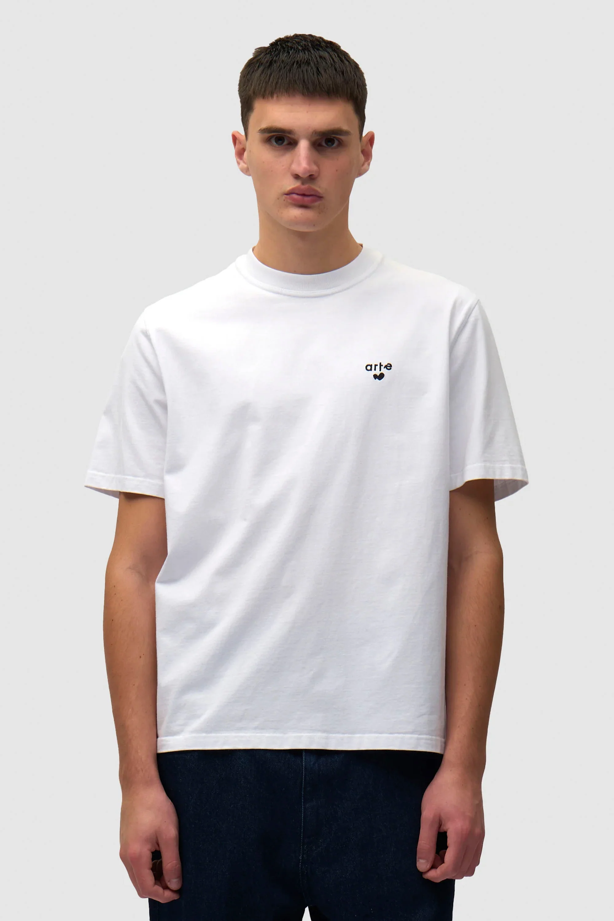 ARTE - HEART LOGO T-SHIRT - WHITE - Image 2