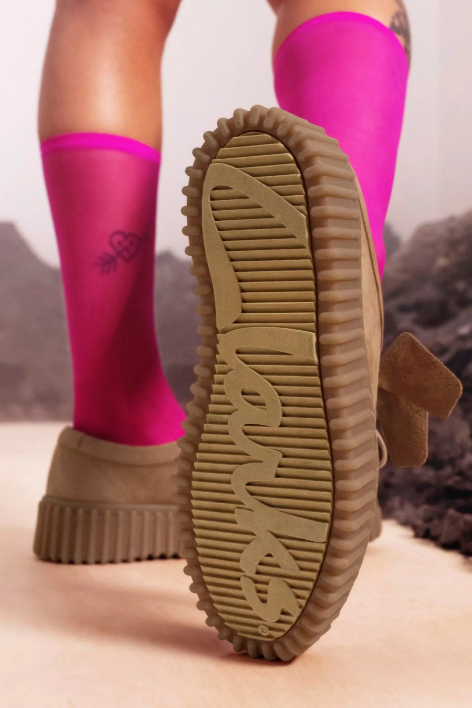 CLARKS - TORNHILL BEE - WOMAN - LIGHT TAN NUBUCK - Image 7