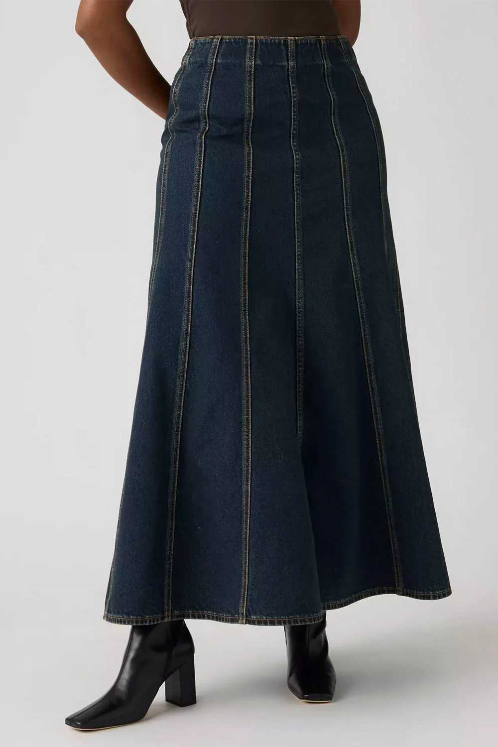 LEVIS - SEAMED FLARE SKIRT - Image 5