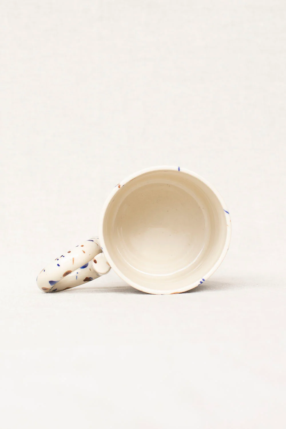 LUZ CERAMICS - BROWN BLUE MUG - Image 2