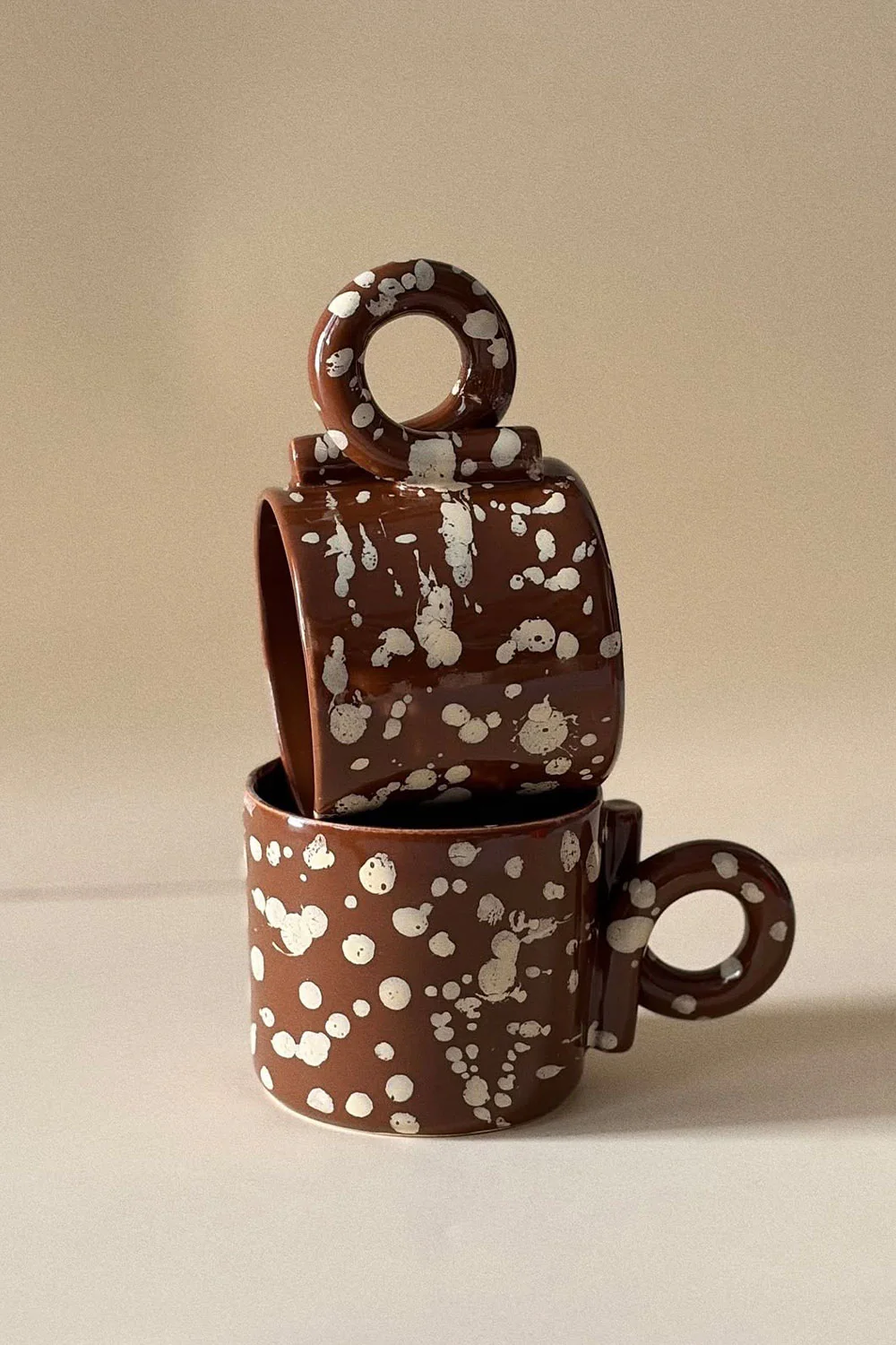 LUZ CERAMICS - BROWN WHITE MUG - Image 4
