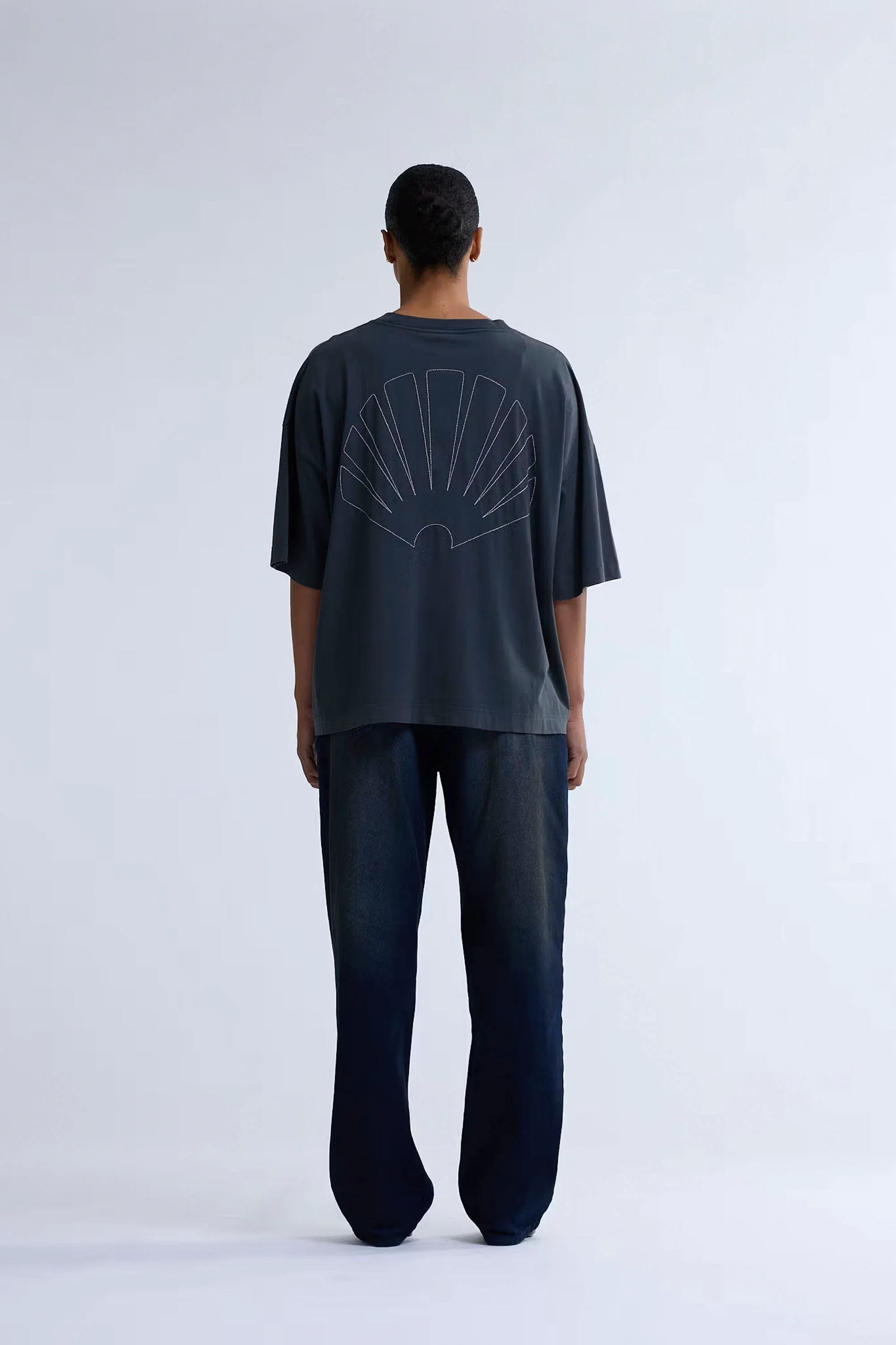 NEW AMSTERDAM SURF ASSOCIATION - BIG LOGO TEE - ANTHRACITE - Image 5