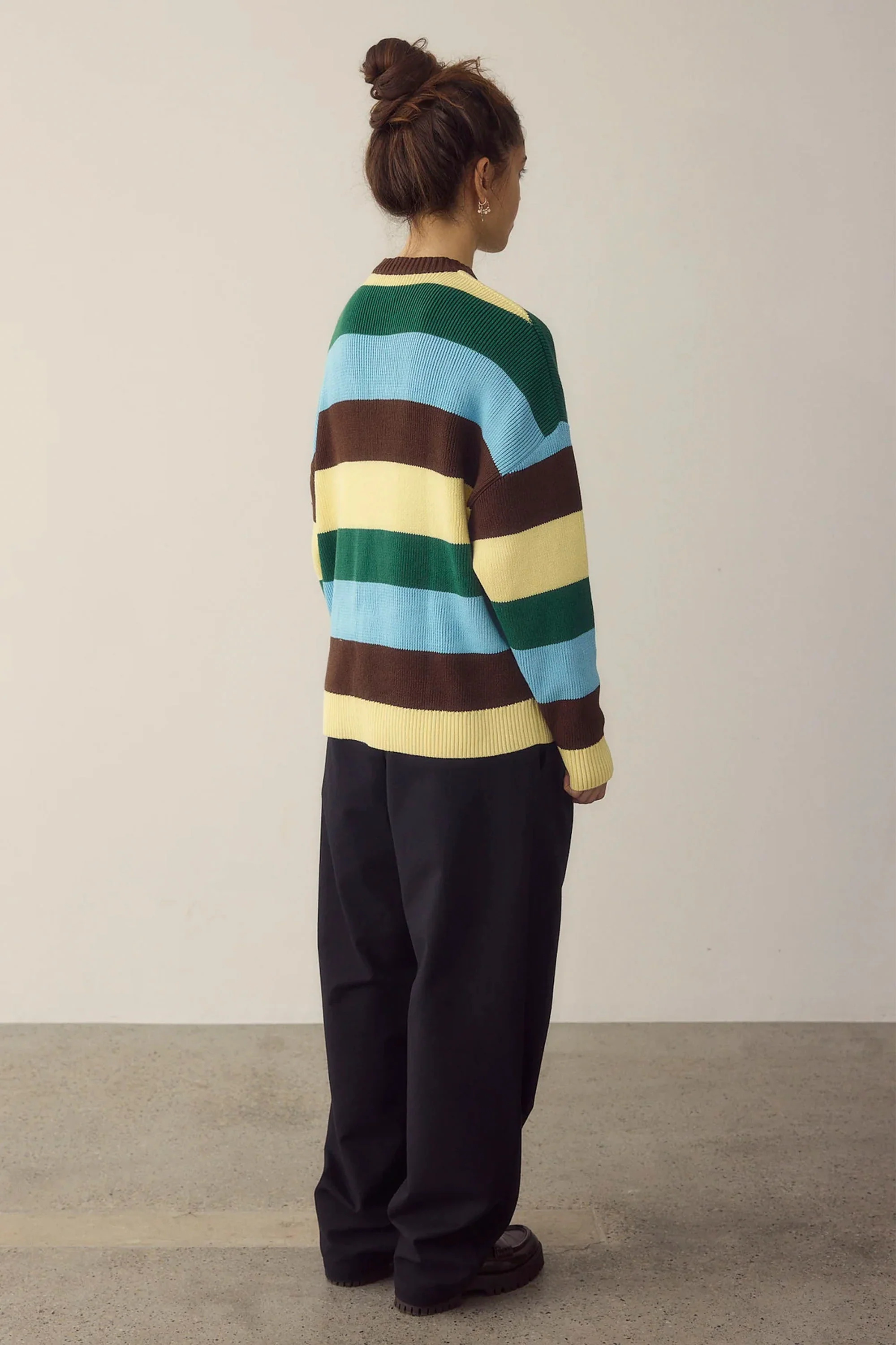 NOWHERE - OUR SPRING SWEATER - Image 5