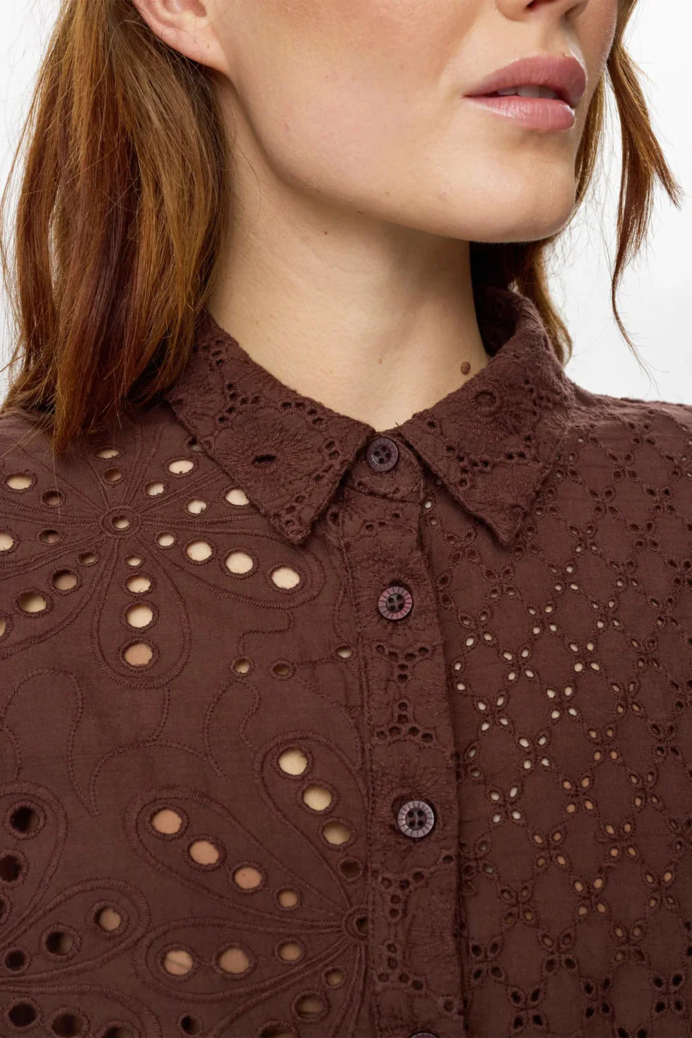 NÜMPH - NUPALMA SLEEVELESS SHIRT - CHICORY COFFEE - Image 3
