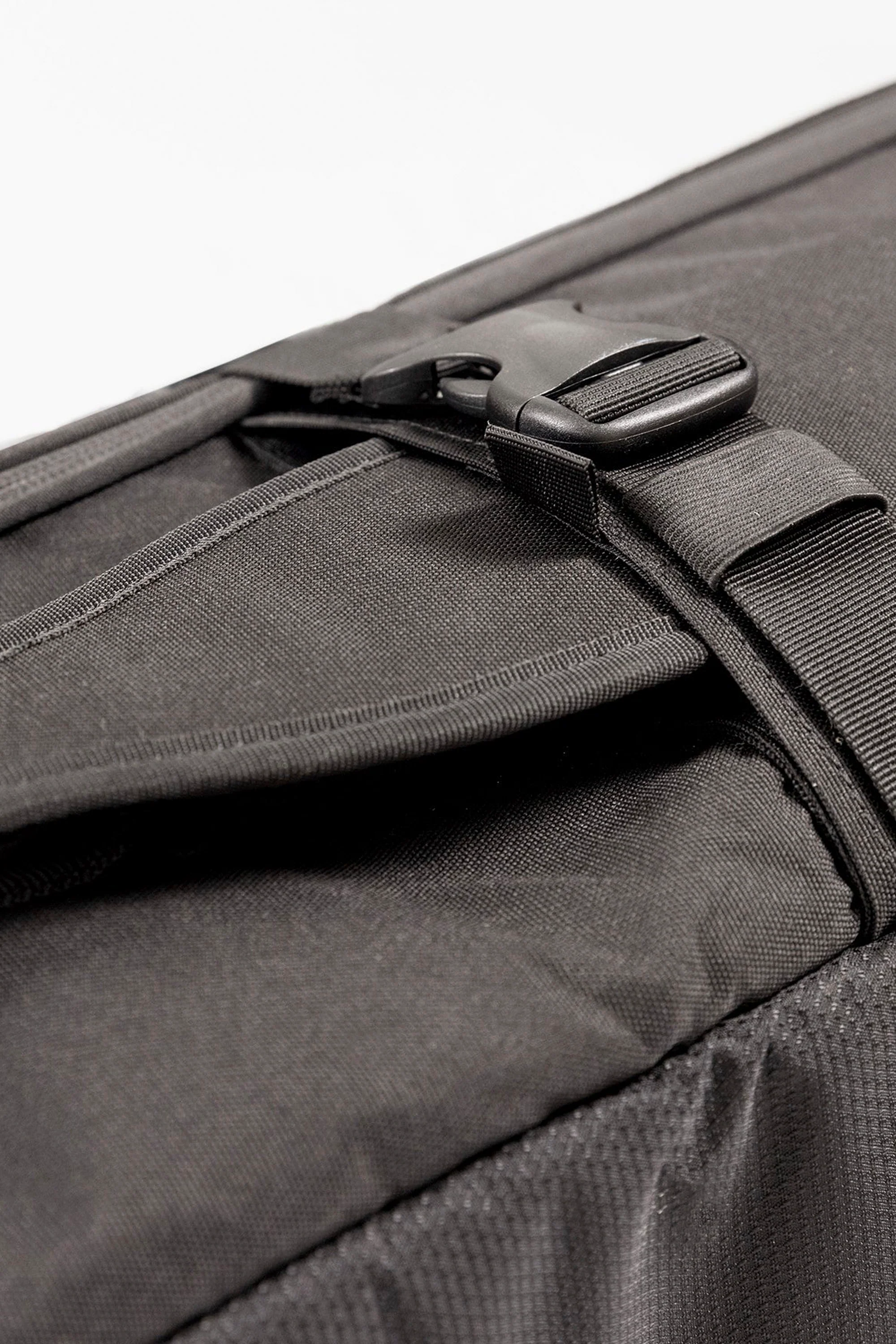 OCEAN+EARTH - 6.0 TRIPLE APEX FISH SHORTBOARD BAG - BLACK - Image 10