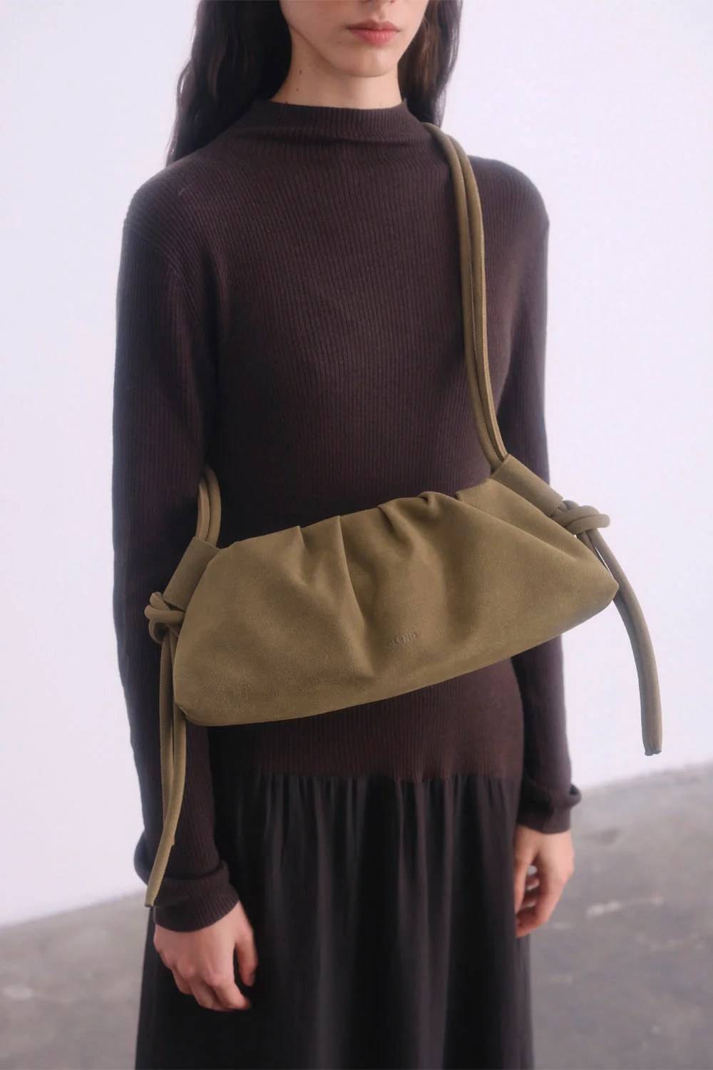 ÖLEND - DUMPLING BAG SUEDE - KHAKI - Image 4