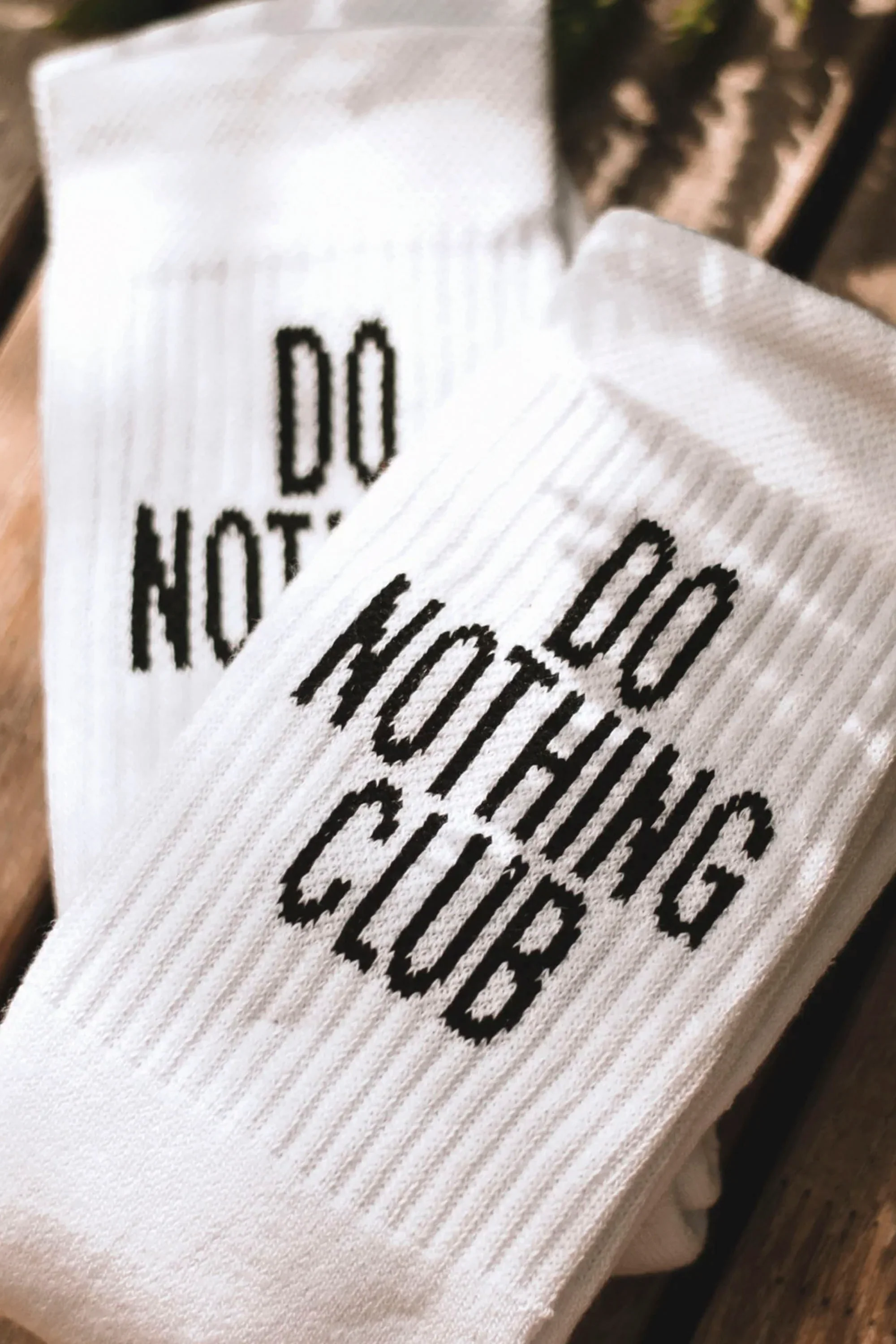 ON VACATION - DO NOTHING CLUB TENNIS SOCKS - Image 2