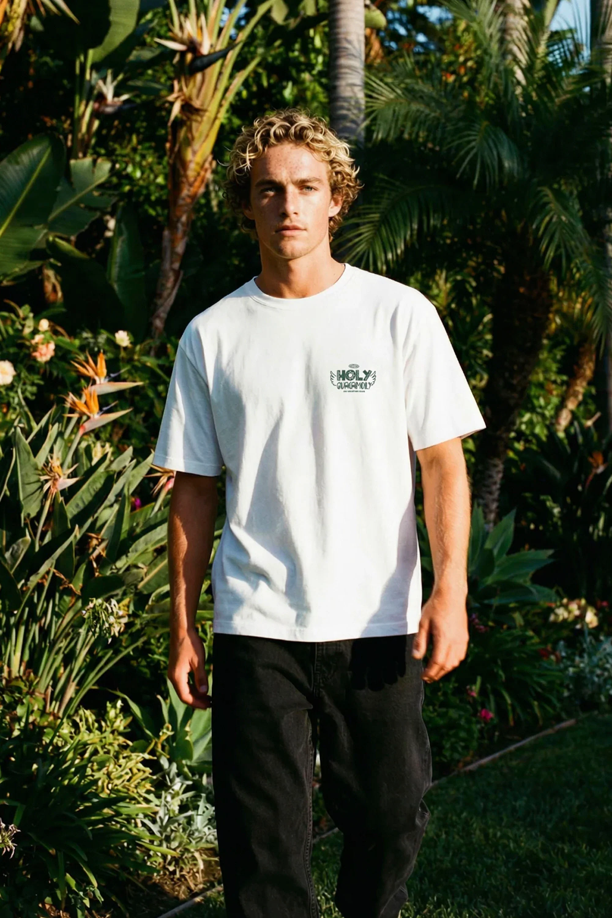ON VACATION - HOLY GUACAMOLY T-SHIRT - Image 3