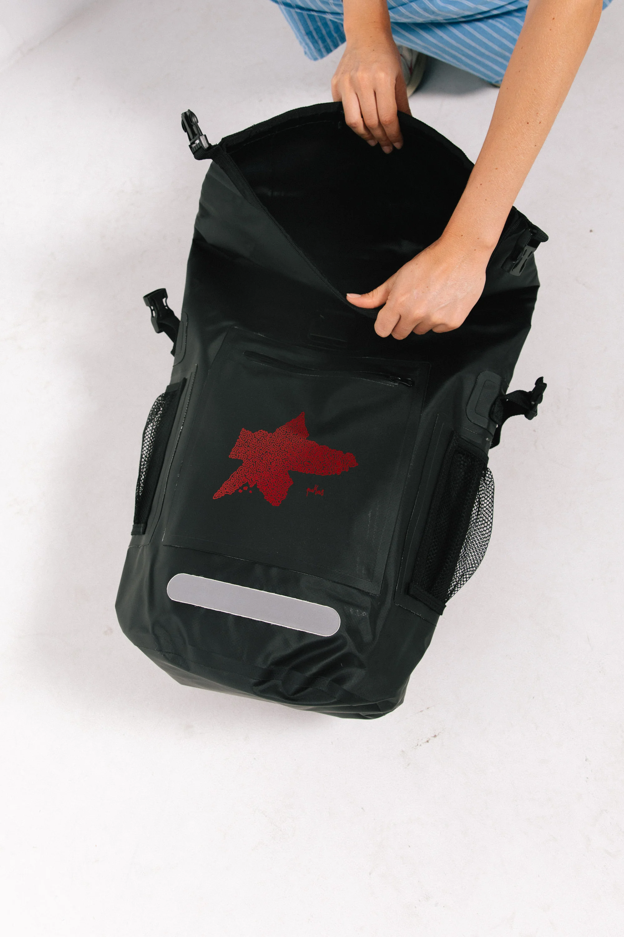 PUKAS SURF SHOP - DRYBAG PUKAS LONG ROAD - 35L - Image 6