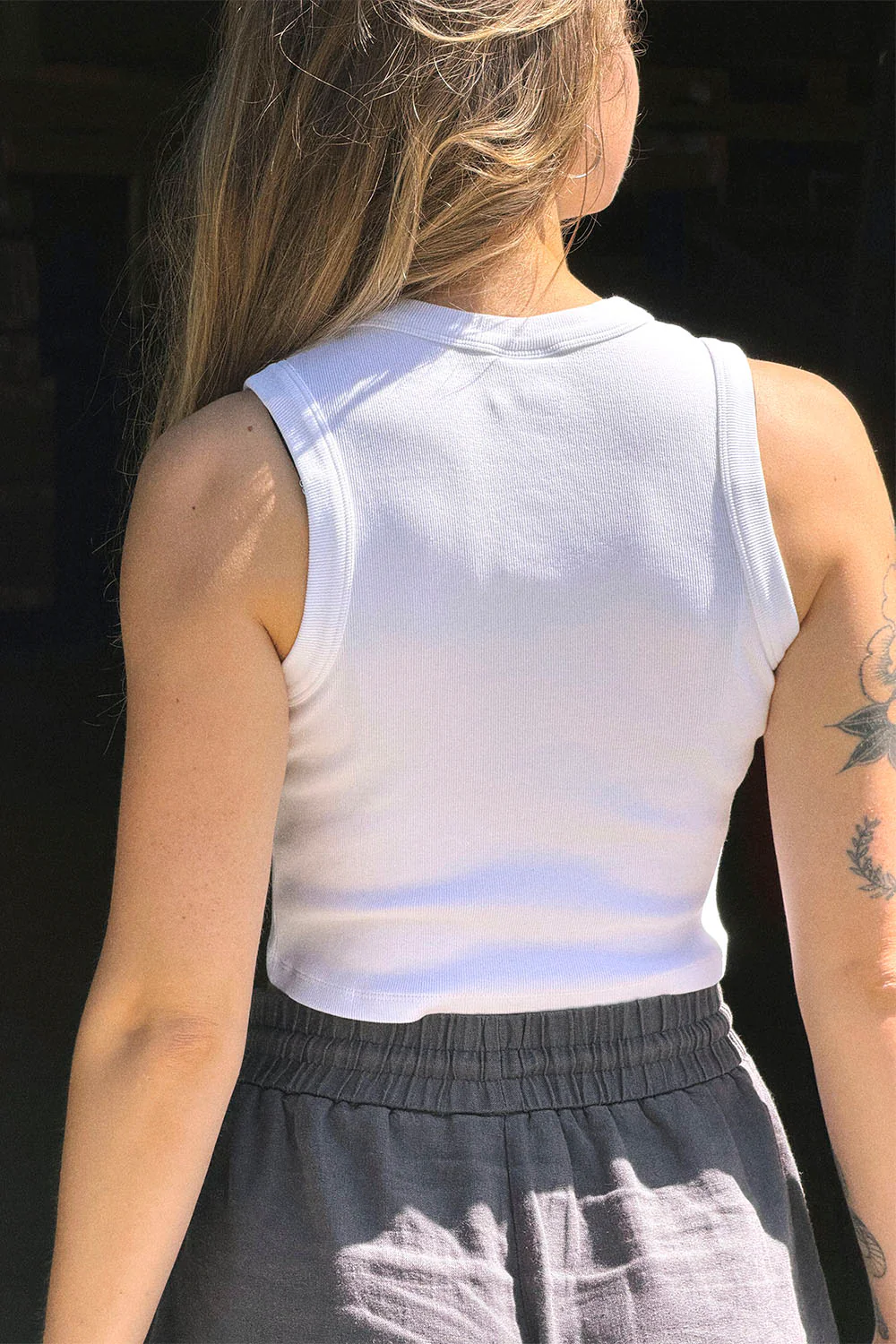 PUKAS SURF SHOP - NO DRAMA TANK TEE - WHITE - Image 6