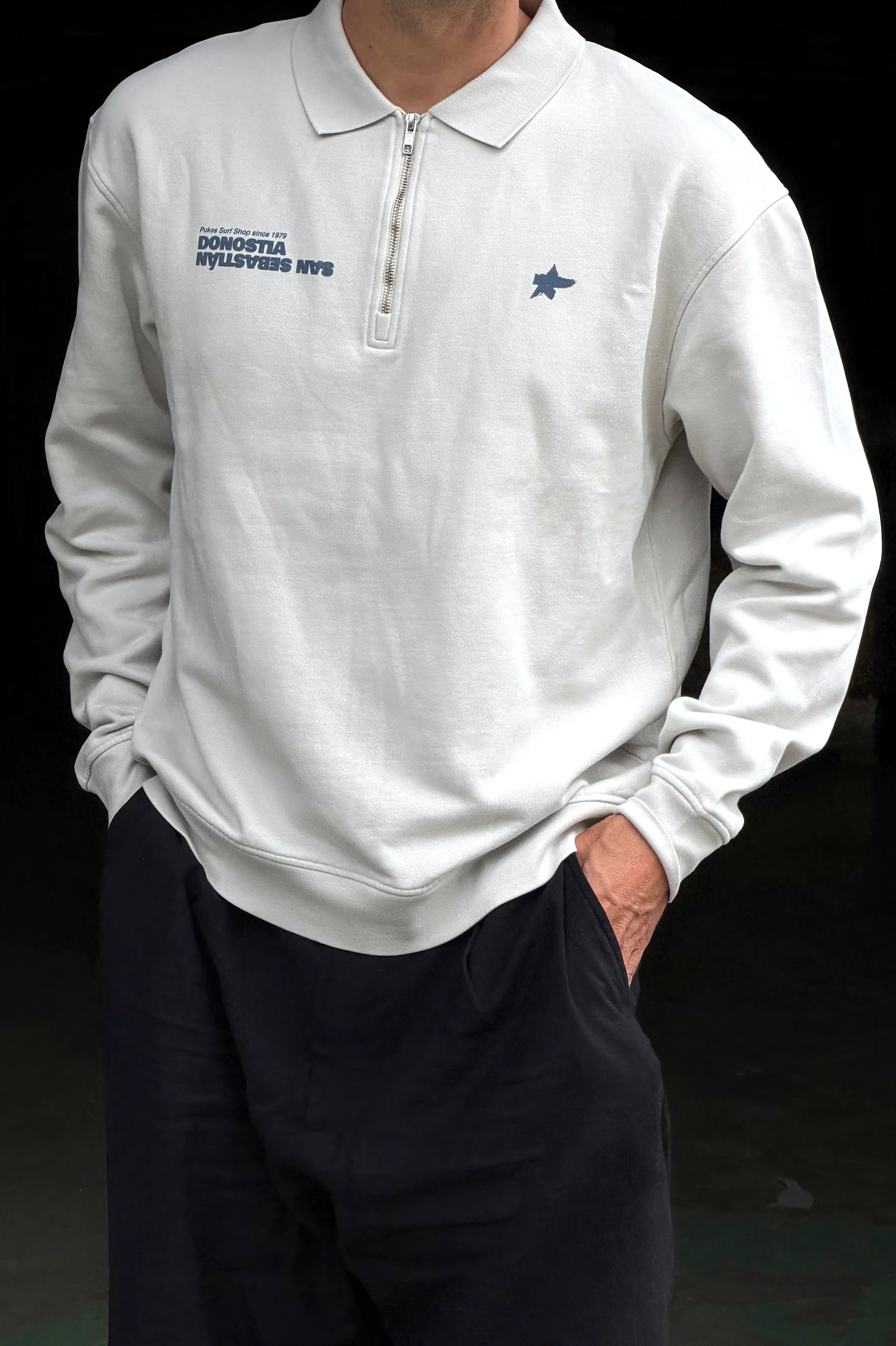 PUKAS SURF SHOP - SAN SEBASTIAN HALF ZIP CREW - ICE GREY - Image 3