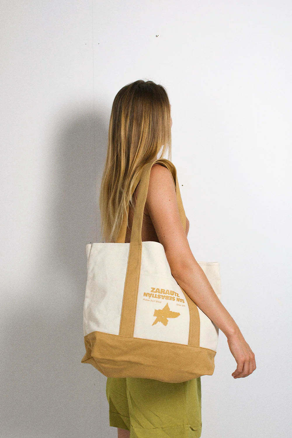 PUKAS SURF SHOP - SINCE 1979 TOTE BAG - IVORY/RAFFIA - Image 5