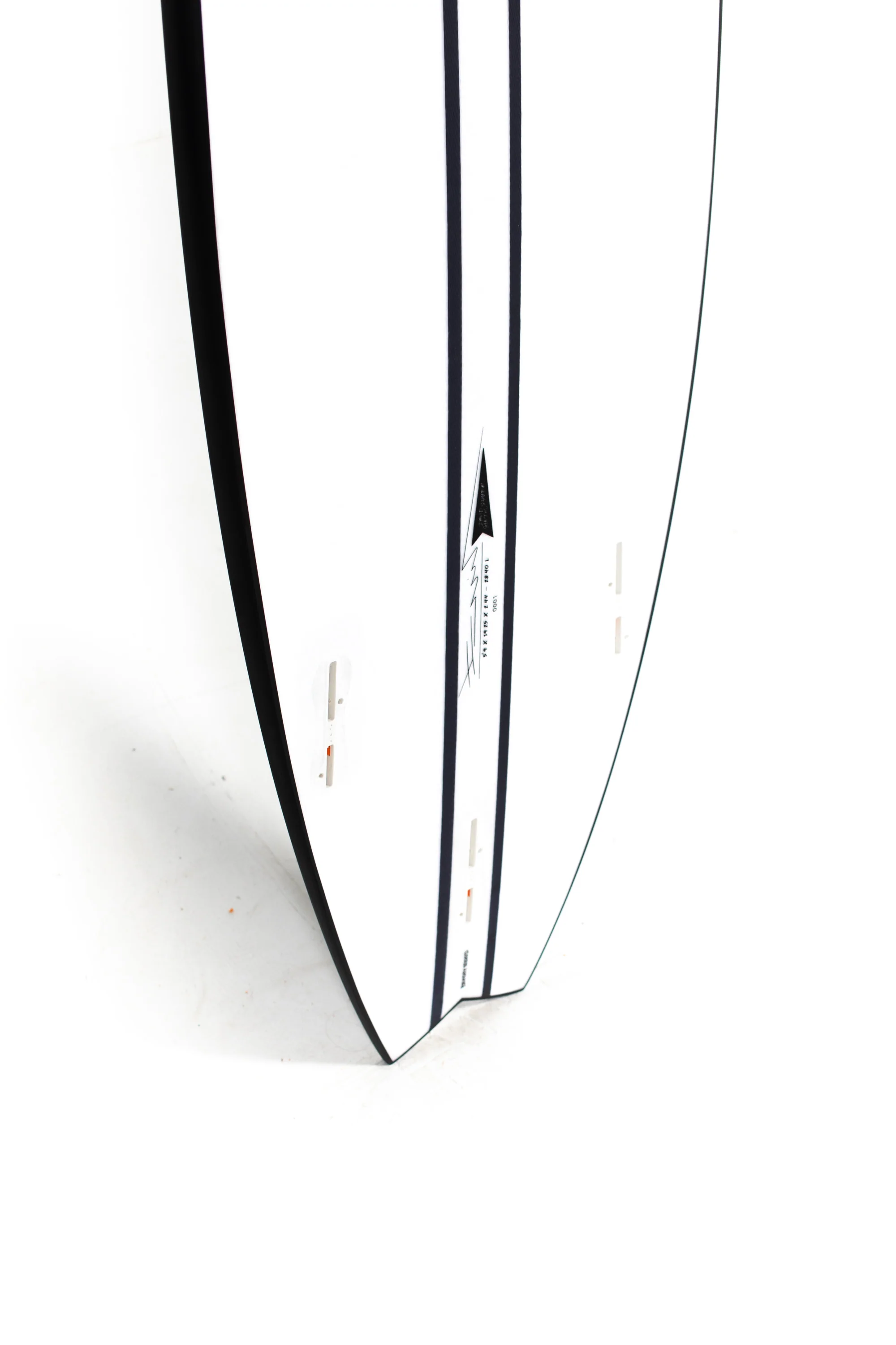 Pukas Surfboards- BEACHY MOOD by David Santos - INNCARBON - FCS II - 5'9" x 19.25 x 2.44 x 28.40L - Image 10