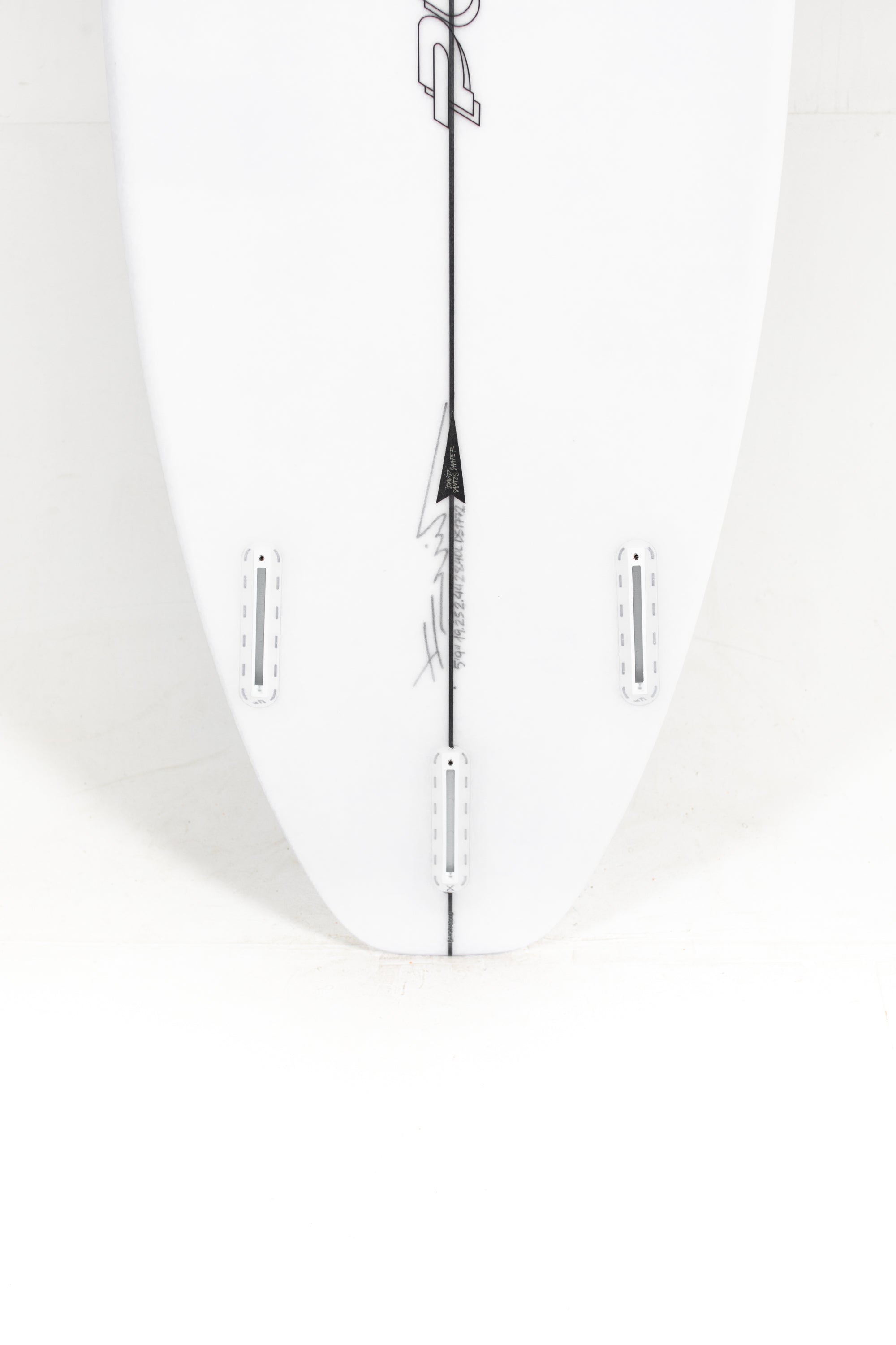 Pukas Surfboards- BEACHY MOOD by David Santos - 5'9" x 19.25 x 2.44 x 28.4L - DS01772 - Image 8