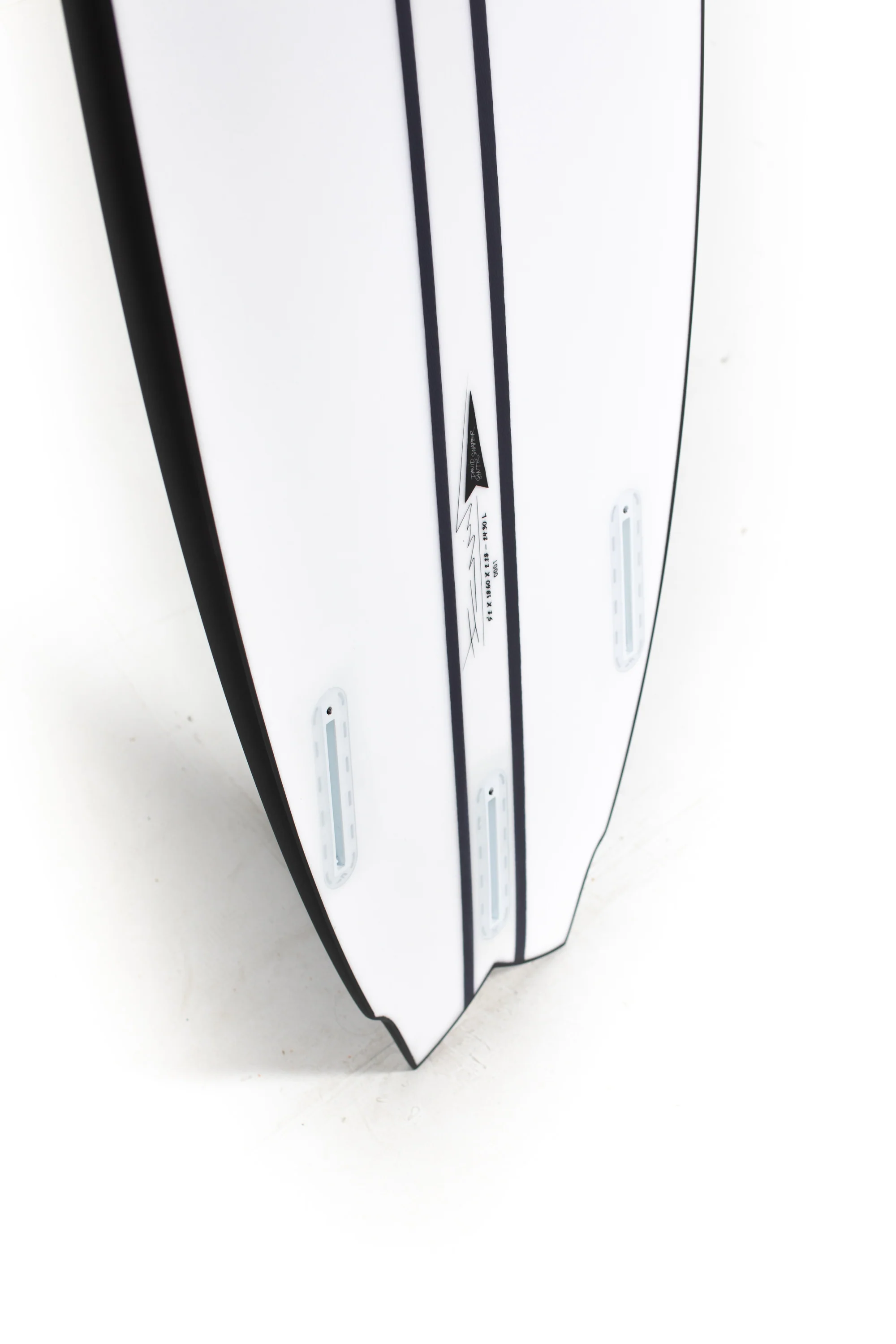Pukas Surfboards- Mustache by David Santos - Inncarbon - FUT - 5'2" x 18.60 x 2.28 - 24.3L - Image 10