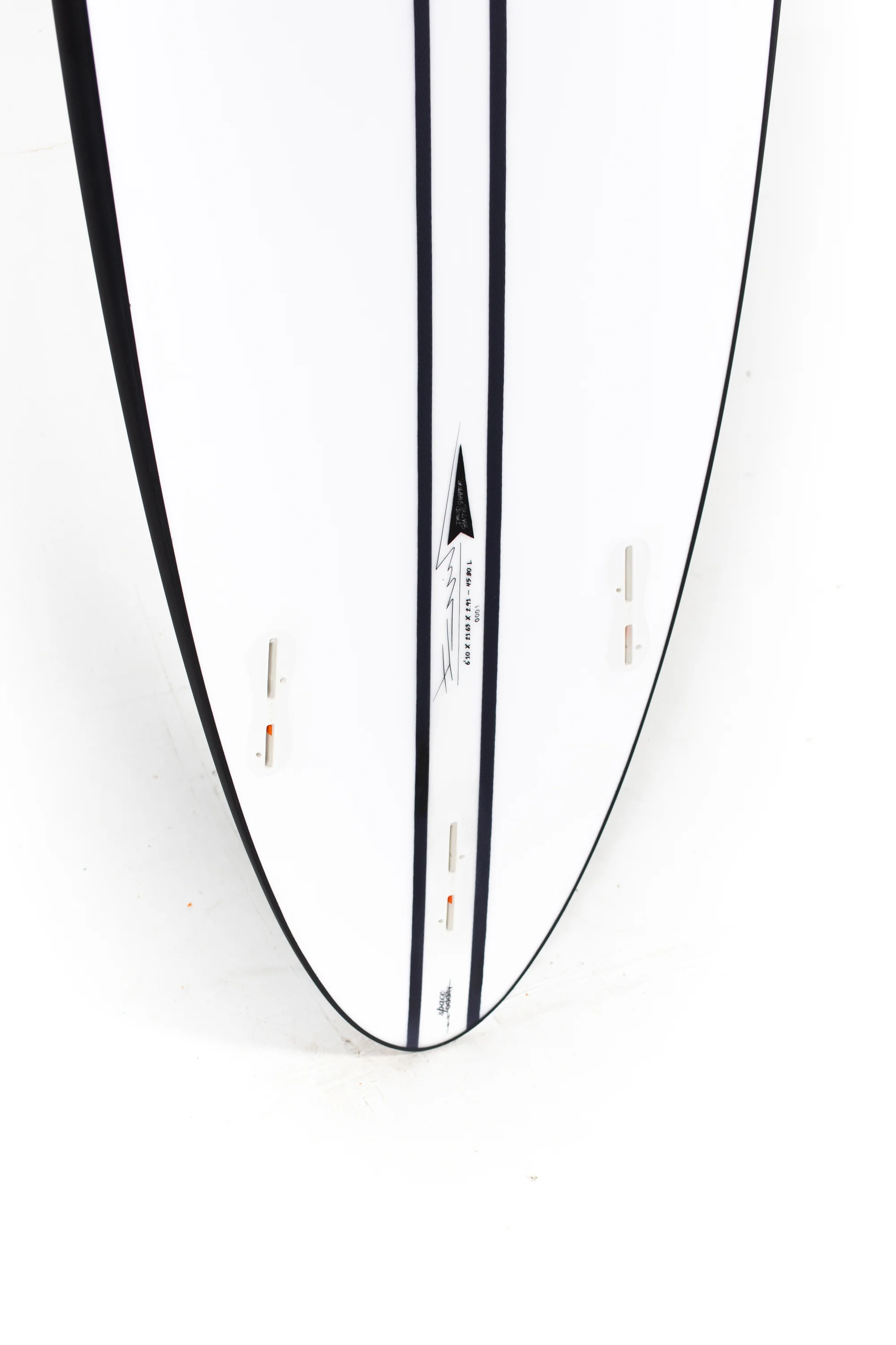 Pukas Surfboards- SPACE ODDITY by David Santos - INNCARBON - FCS II - 6'10" x 21.63 x 2.91 - 45.80L - Image 10
