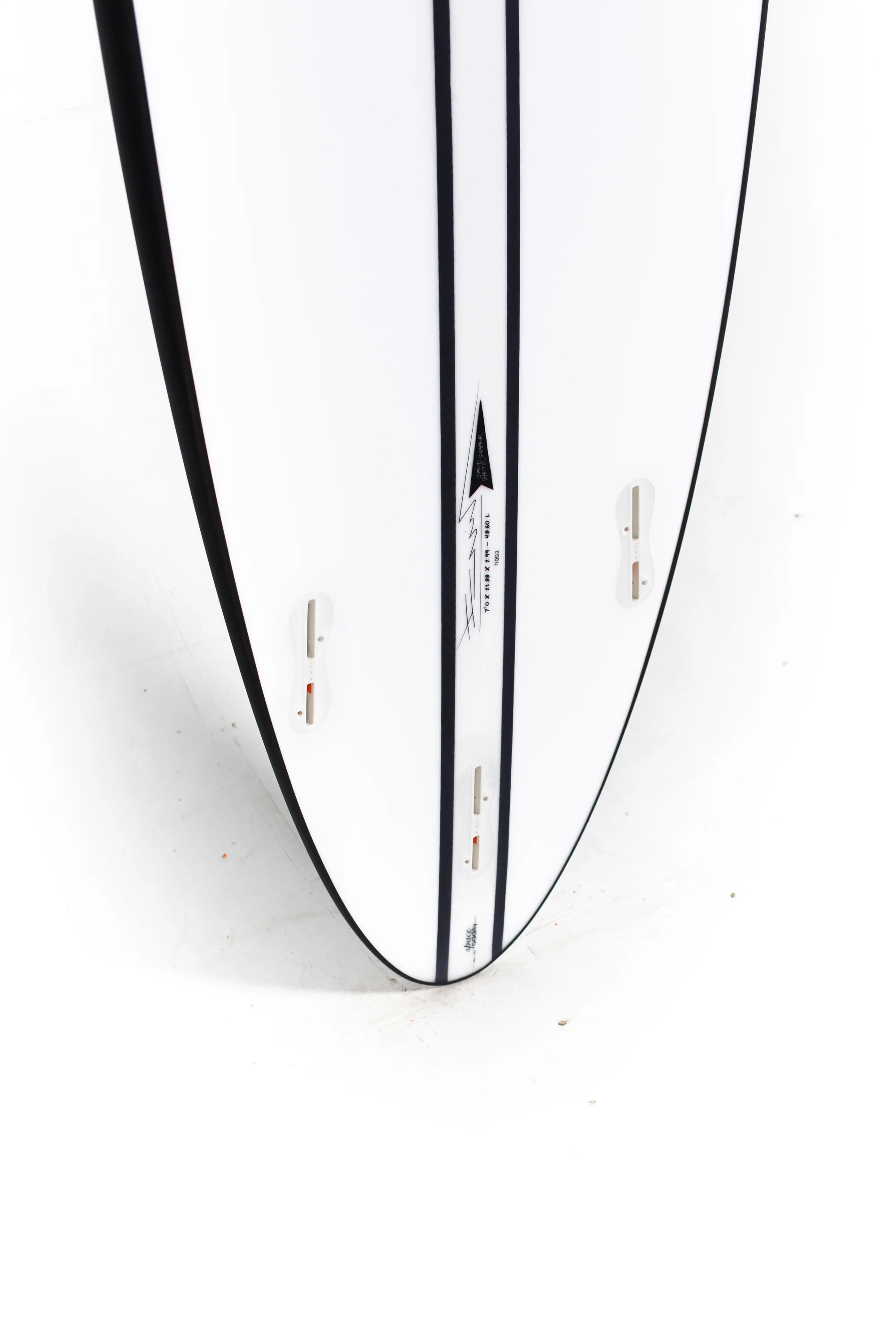 Pukas Surfboards - SPACE ODDITY by David Santos - INNCARBON - FCS II - 7'0" x 21.88 x 2.99 - 48.60L - Image 10