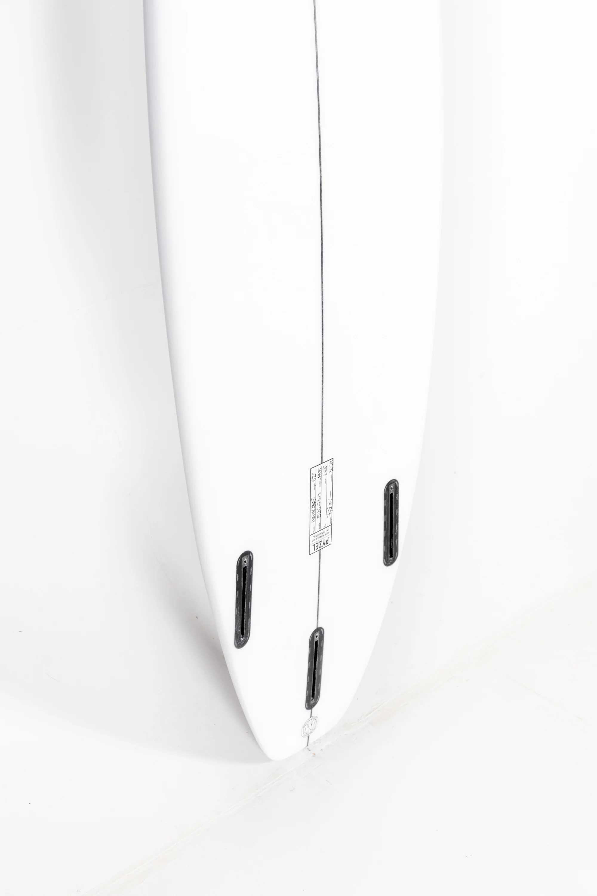 Pyzel Surfboards - HIGH LINE - 6'2" x 19 1/2 x 2 5/8 x 32,20L - Ref: 679324 - Image 9
