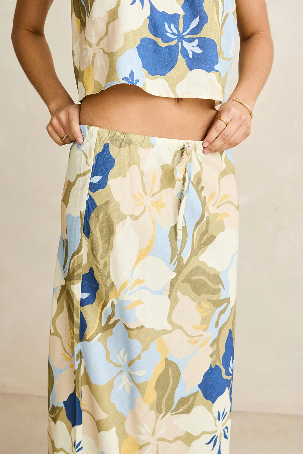 RHYTHM - BLANCA FLORAL BIAS CUT MAXI SKIRT - Image 4