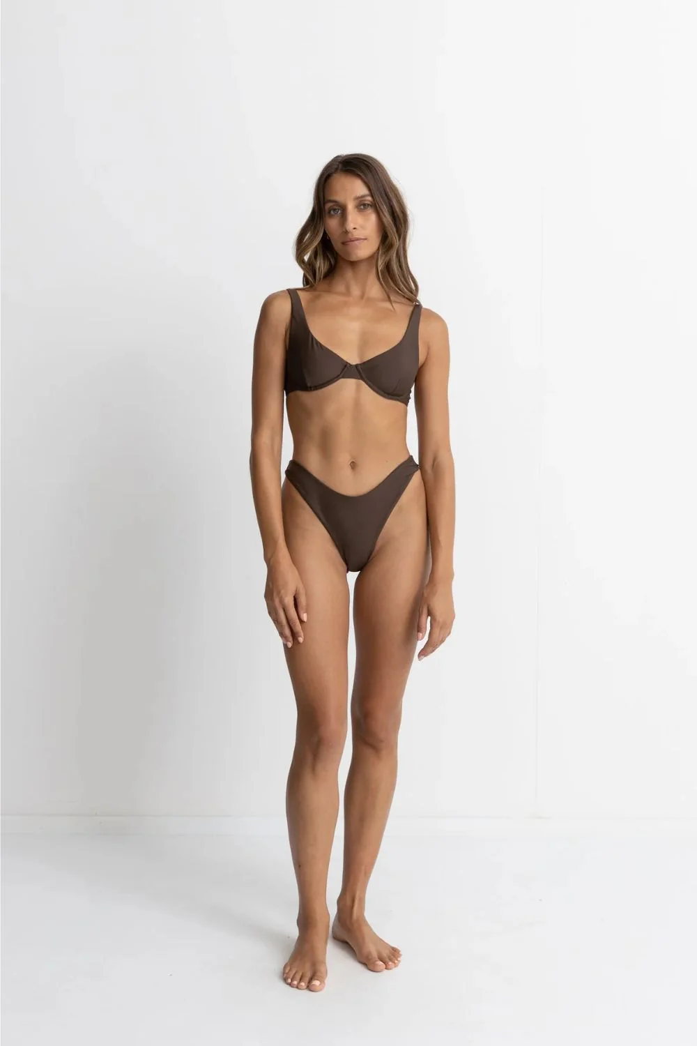 RHYTHM - CLASSIC HI CUT PANT - CHOCOLATE - Image 4