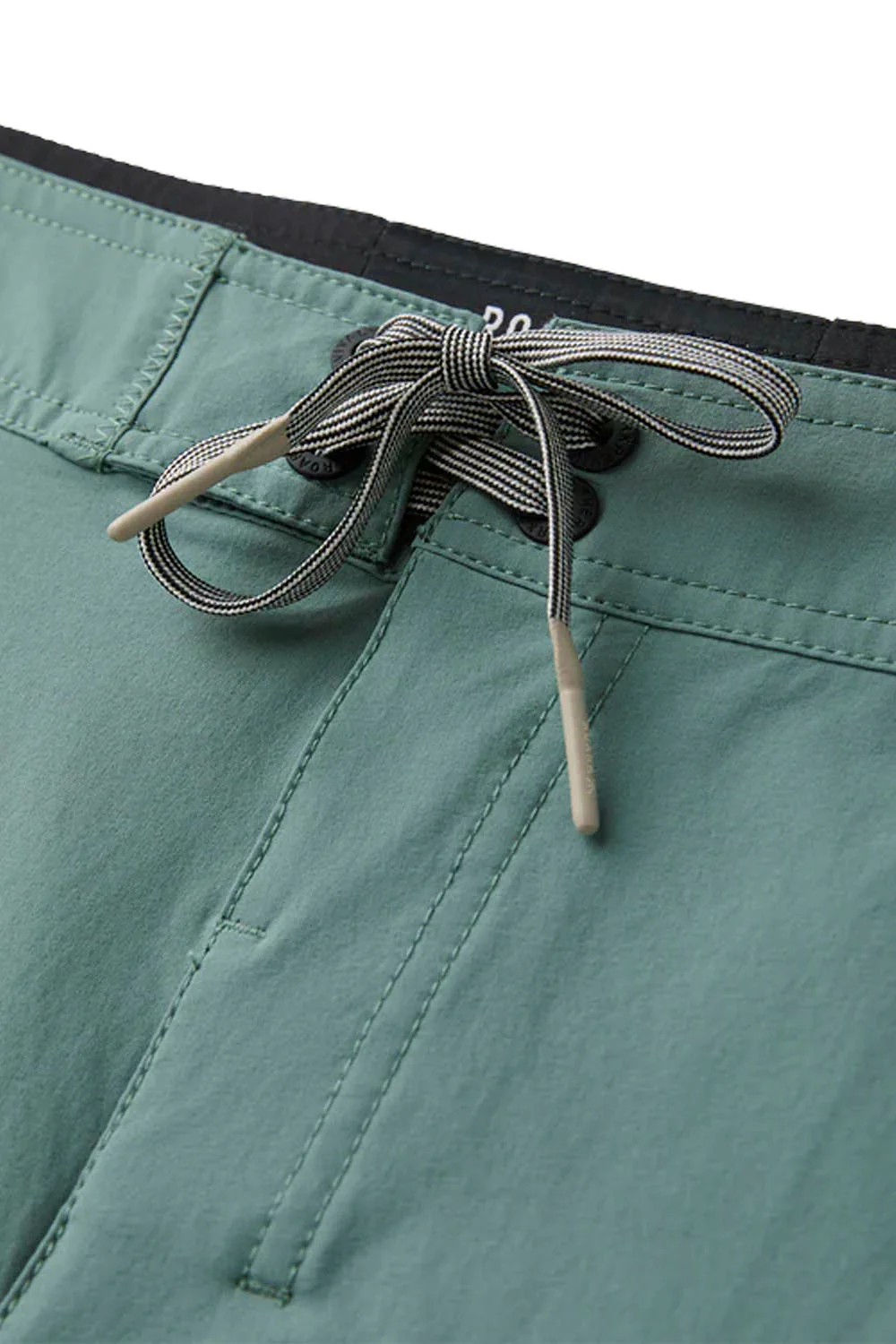 ROARK - PASSAGE PANEL BOARDSHORT - Image 4