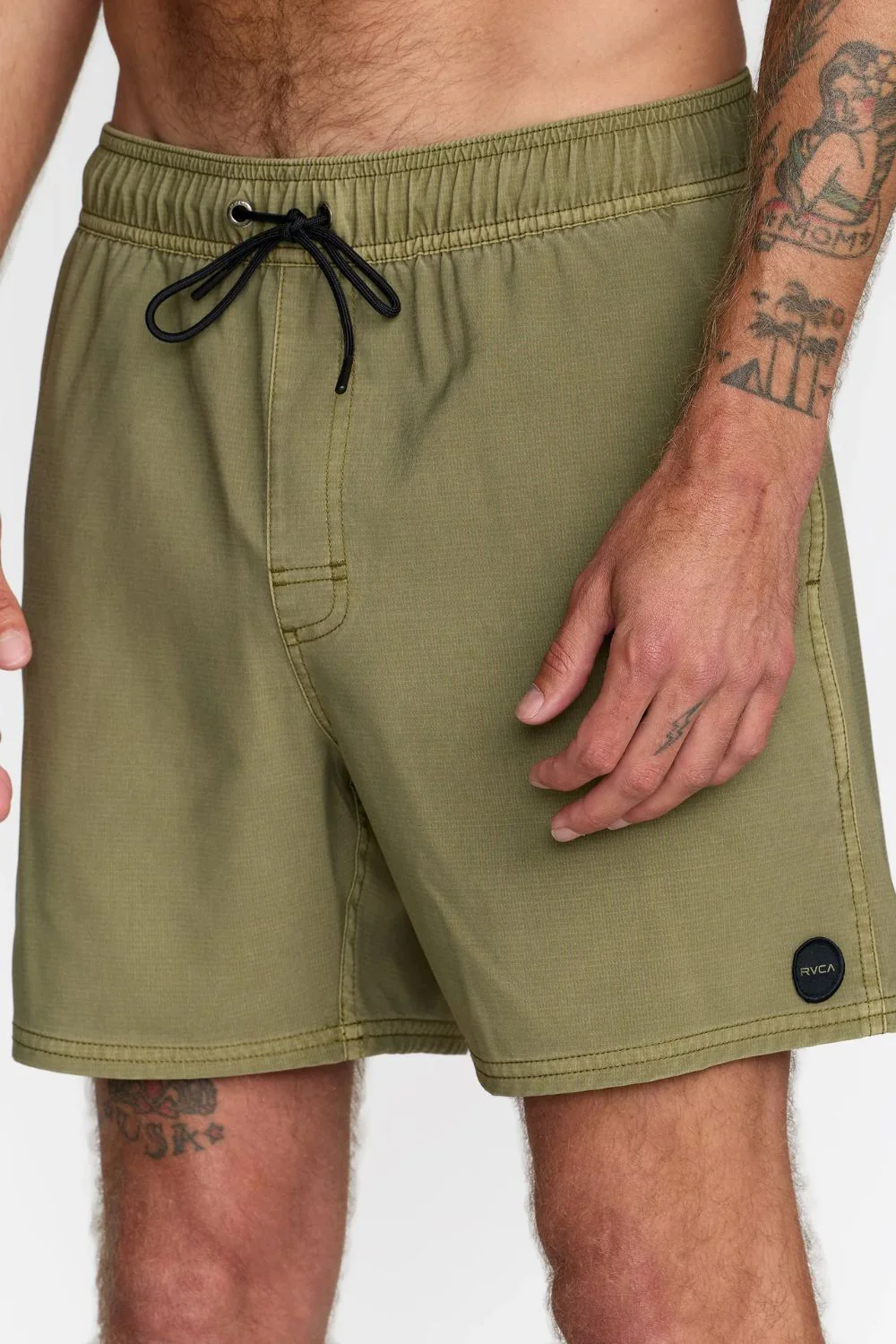 RVCA - VA PIGMENT ELASTIC SHORT 16 - MARTINI OLIVE - Image 3