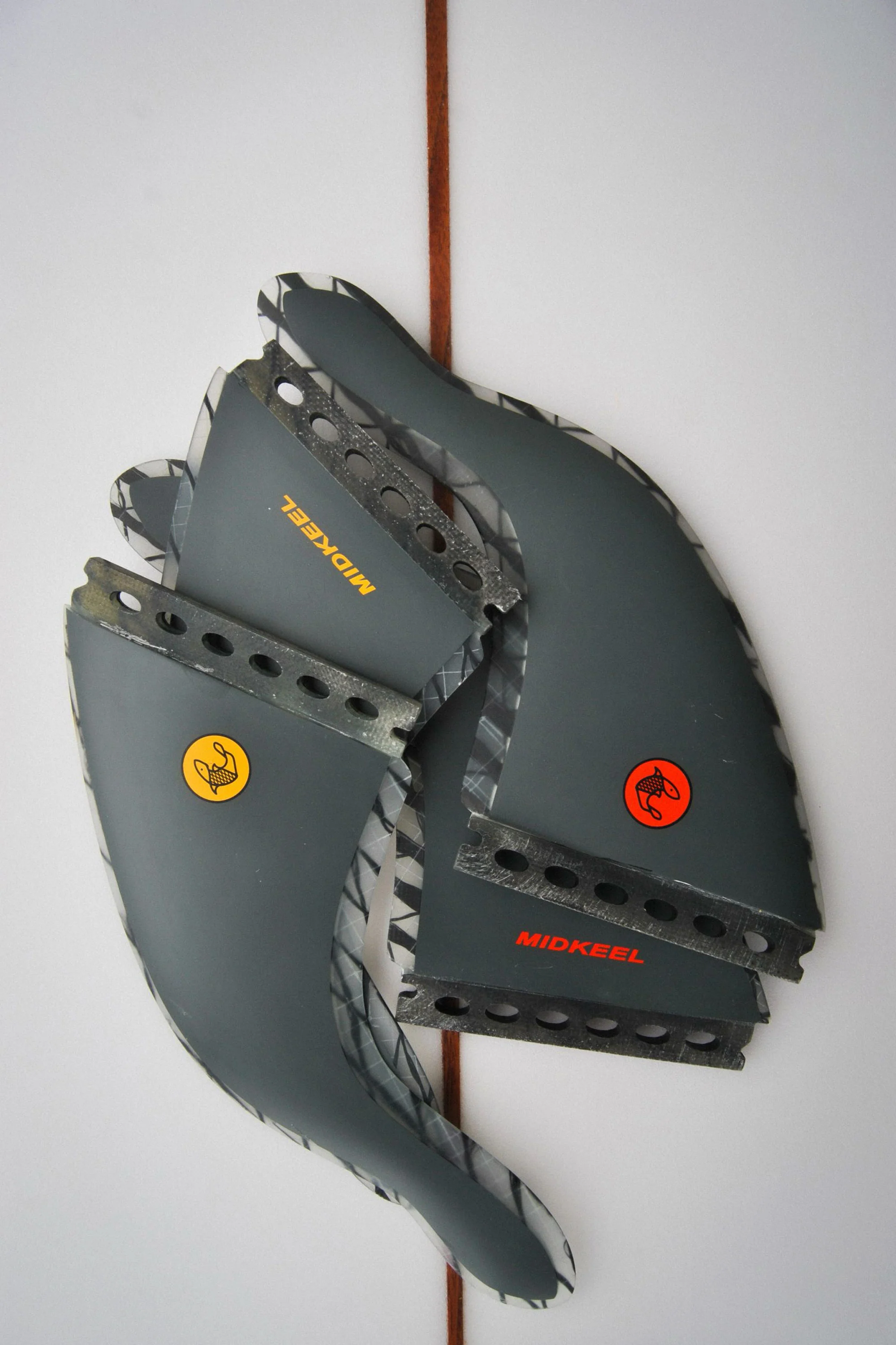 S-WINGS - MIDKEEL 470 - CARBON - RED - Image 3