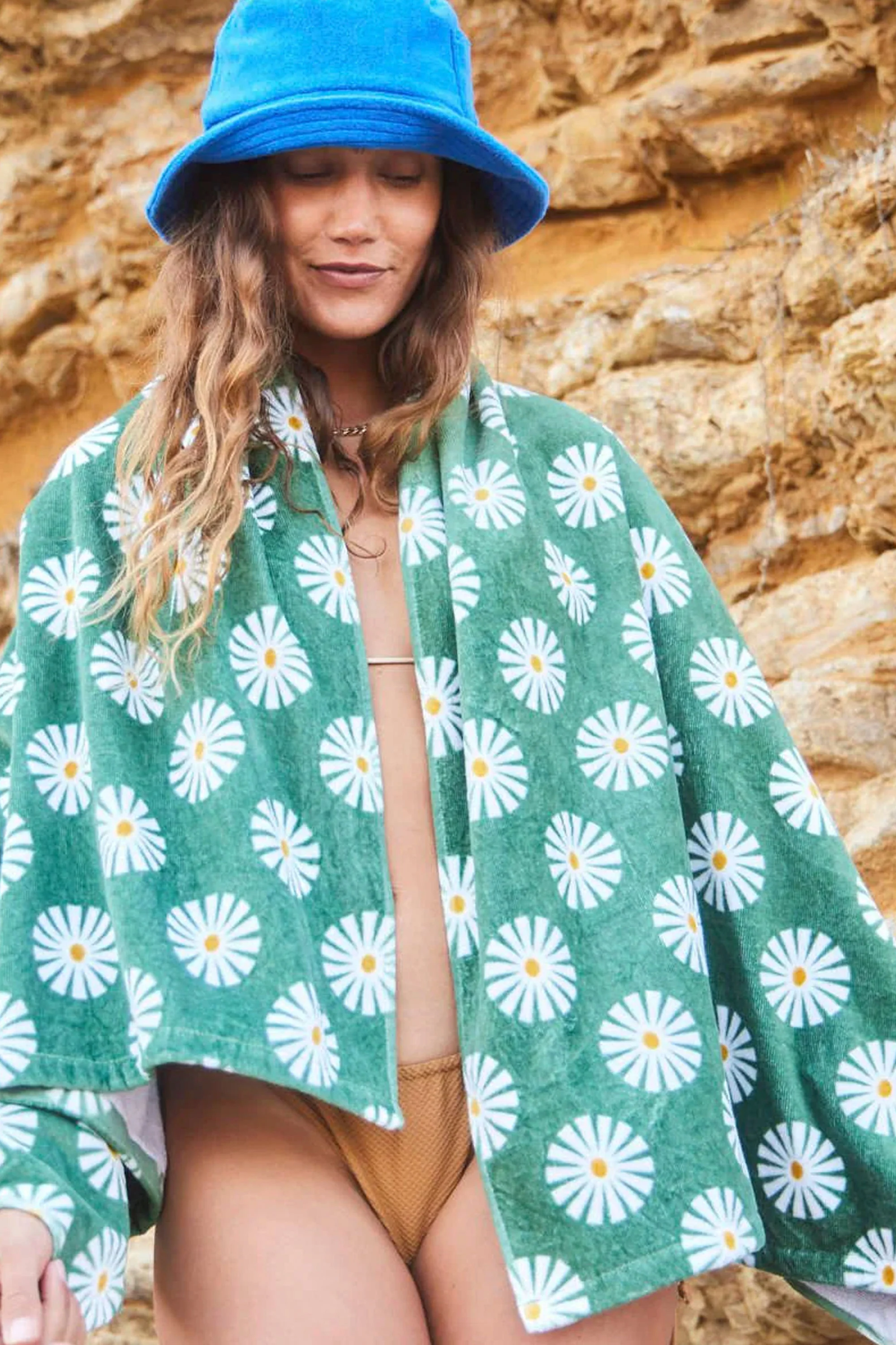 SLOWTIDE - SUN DAZED TOWEL - GREEN - Image 2