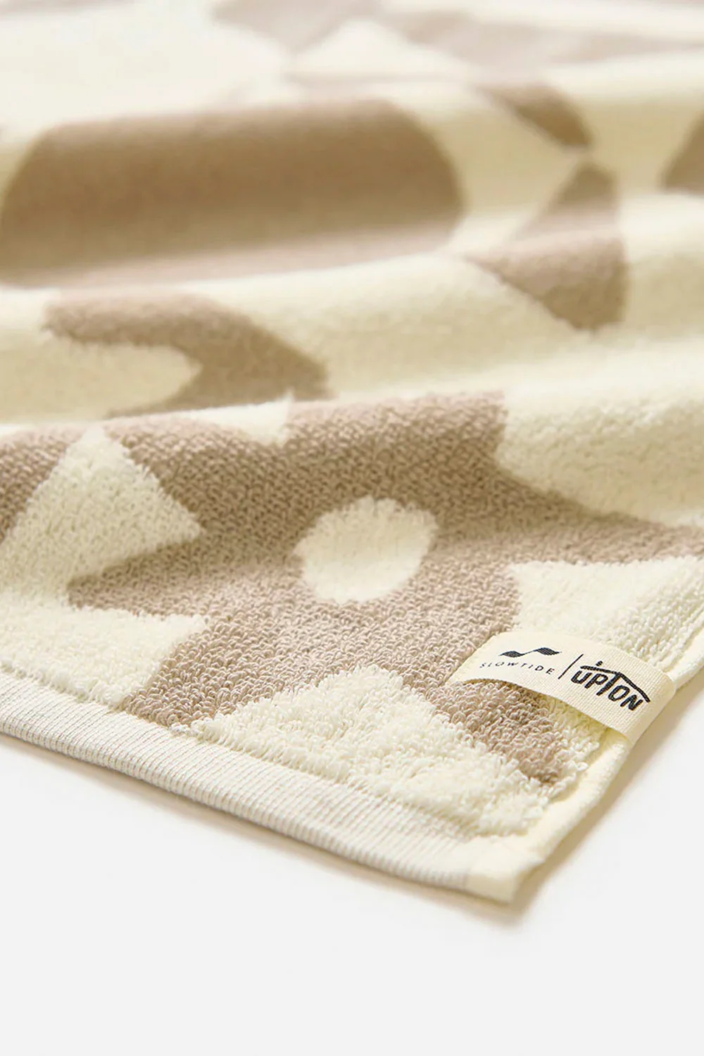 SLOWTIDE - UPTON BATH TOWEL - CEMENT - Image 3