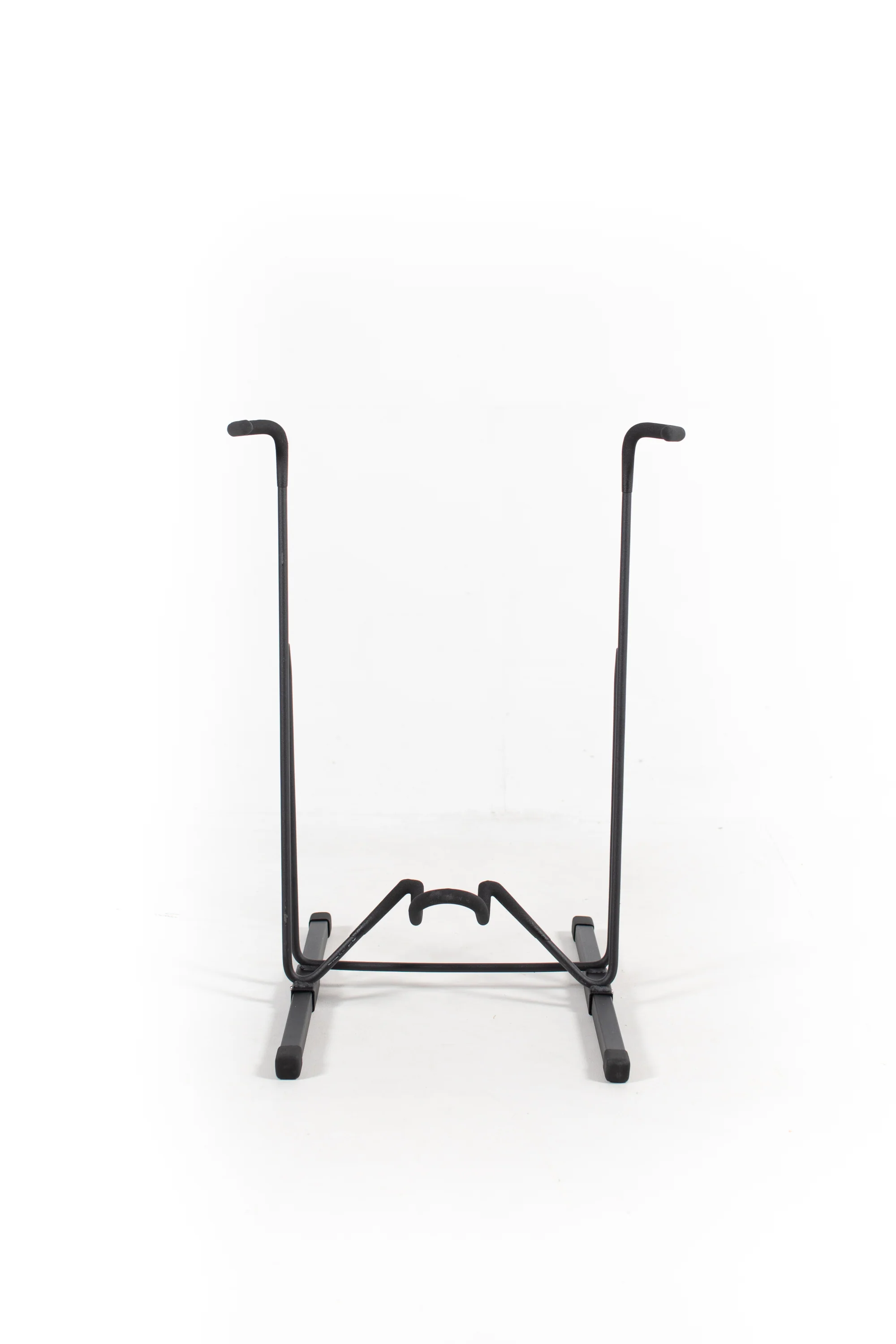 SURFLOGIC - FREE STANDING SINGLE SURFBOARD RACK - TAIL SUPPORT