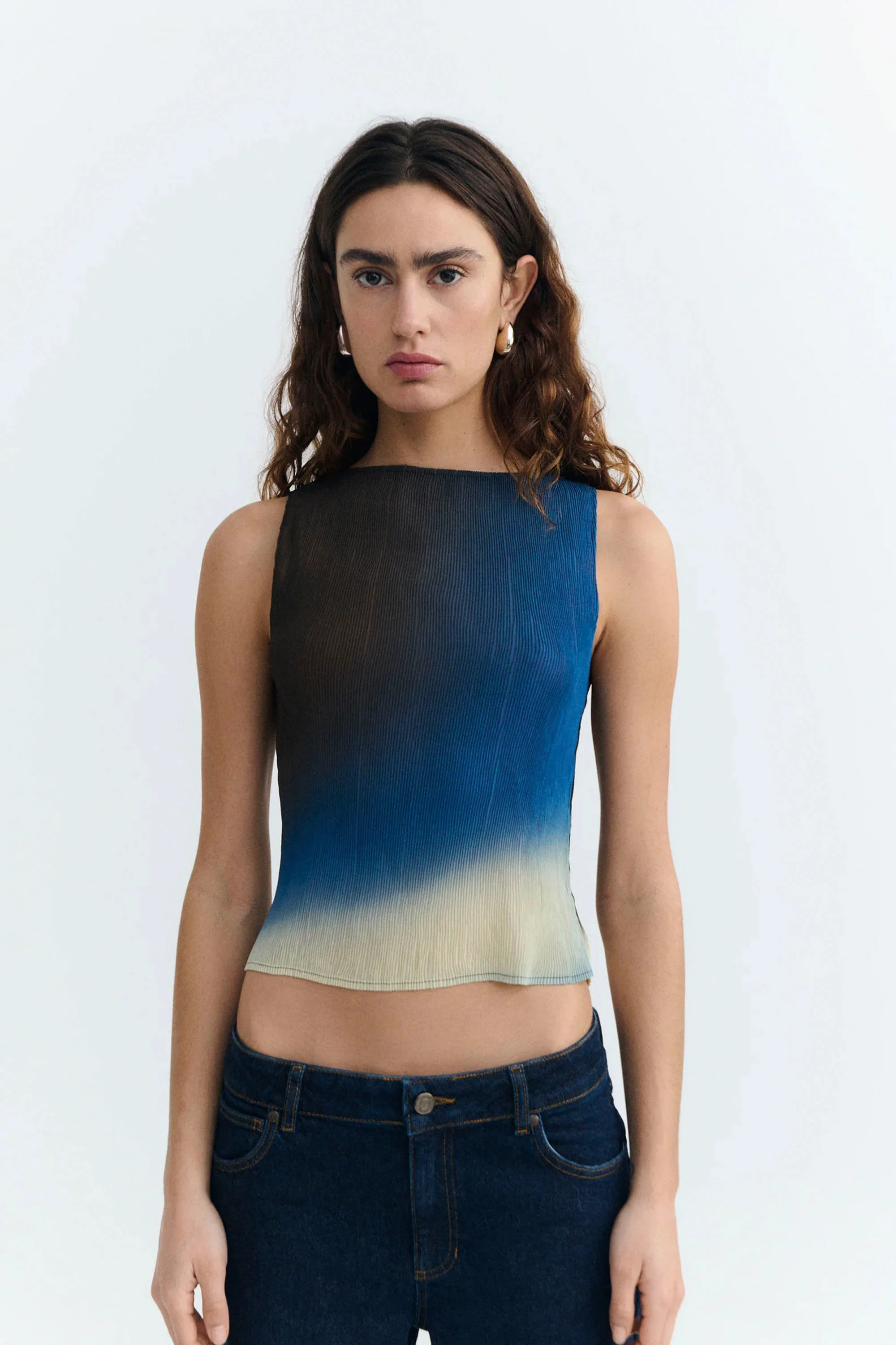 THINKING MU - DORA PLEATED TOP - GLASS