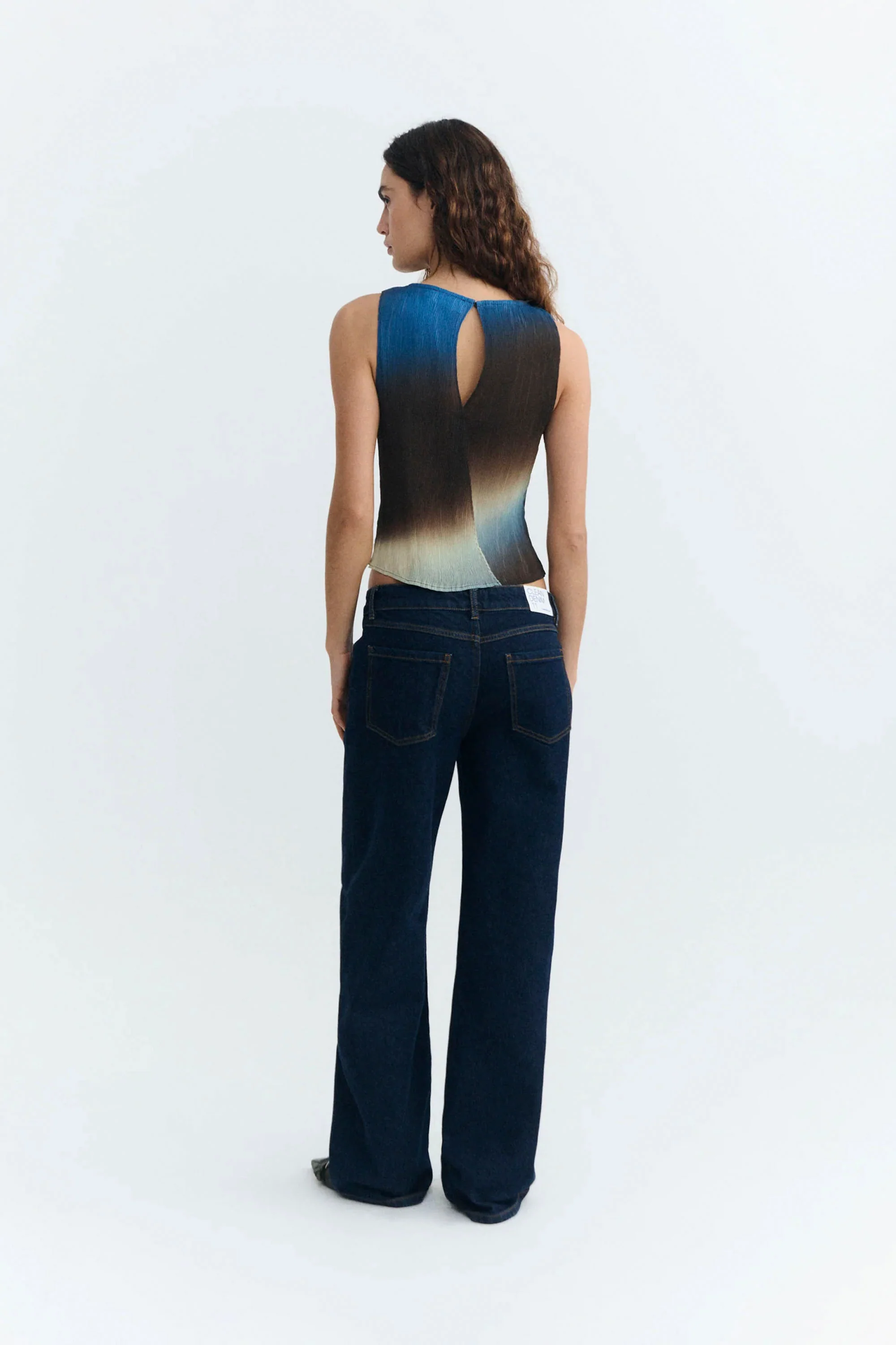 THINKING MU - DORA PLEATED TOP - GLASS - Image 4