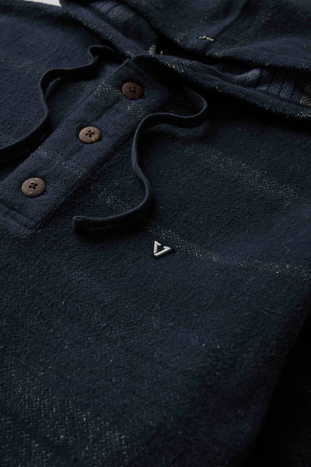 VISSLA - DESCANSO HEAVY HOODED POPOVER - Image 4